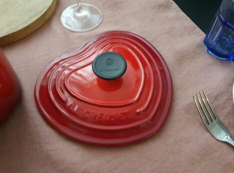 le-creuset-heart-shaped-lid-on-the-table